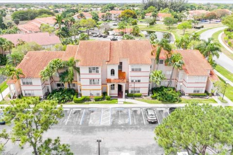 Condo in Margate, Florida, 2 bedrooms  № 1864404 - photo 22