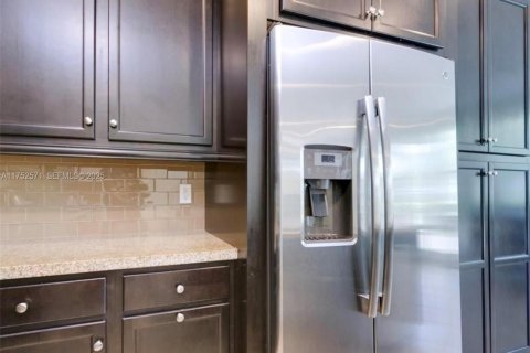 Adosado en venta en Sunrise, Florida, 4 dormitorios, 273.32 m2 № 2038108 - foto 17