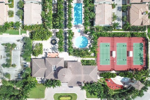 Adosado en venta en Sunrise, Florida, 4 dormitorios, 273.32 m2 № 2038108 - foto 7