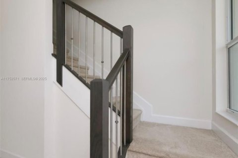Adosado en venta en Sunrise, Florida, 4 dormitorios, 273.32 m2 № 2038108 - foto 22