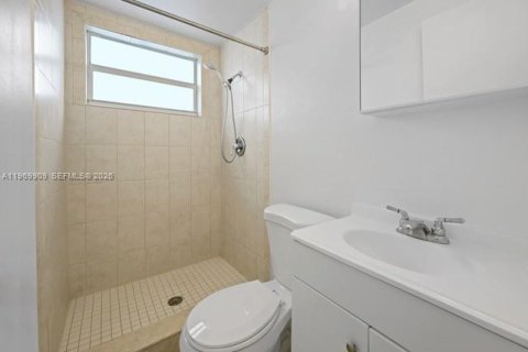 Apartment in Miami, Florida 1 bedroom, 82.68 sq.m. № 2030834 - photo 13