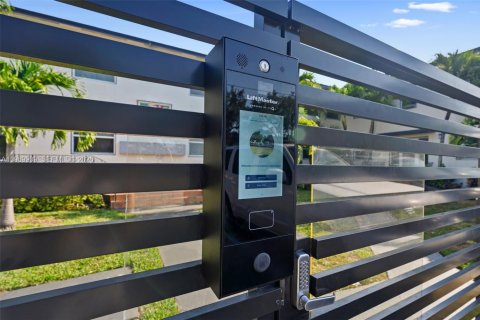 Apartment in Miami, Florida 1 bedroom, 82.68 sq.m. № 2030834 - photo 20