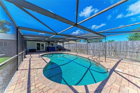 Casa en venta en Sarasota, Florida, 2 dormitorios, 93.18 m2 № 2381129 - foto 18