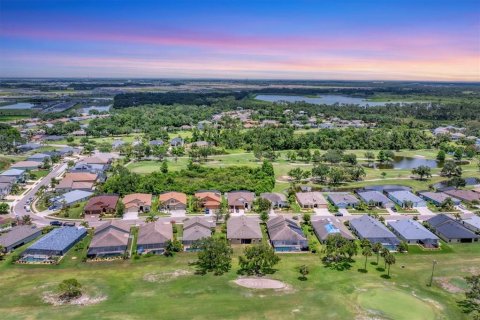 Casa en venta en Palmetto, Florida, 4 dormitorios, 272.3 m2 № 1789099 - foto 5