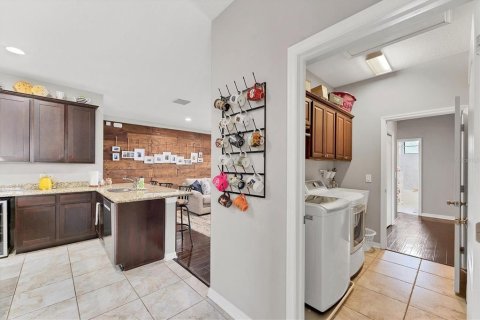 Casa en venta en Palmetto, Florida, 4 dormitorios, 272.3 m2 № 1789099 - foto 16