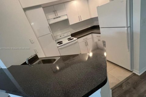 Copropriété à louer à Margate, Floride: 1 chambre, 66.15 m2 № 1864355 - photo 7