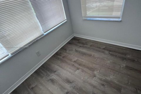 Copropriété à louer à Margate, Floride: 1 chambre, 66.15 m2 № 1864355 - photo 5