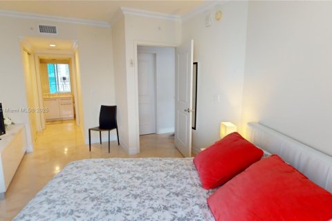 Снять в аренду кондоминиум в Холливуд, Флорида 3 спальни, 196.49м2, № 2034286 - фото 30