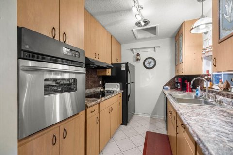 Casa en venta en Belleview, Florida, 3 dormitorios, 133.78 m2 № 1915472 - foto 6