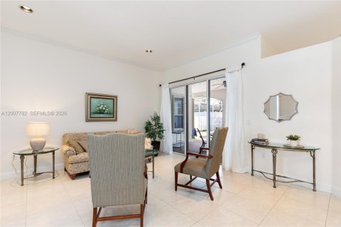 Villa ou maison à vendre à Pembroke Pines, Floride: 4 chambres, 266.91 m2 № 2071811 - photo 22