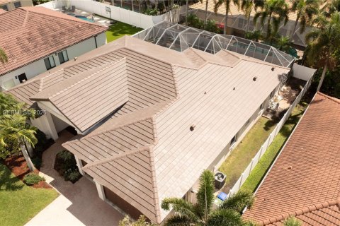 Villa ou maison à vendre à Pembroke Pines, Floride: 4 chambres, 266.91 m2 № 2071811 - photo 3