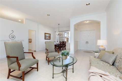 Villa ou maison à vendre à Pembroke Pines, Floride: 4 chambres, 266.91 m2 № 2071811 - photo 20