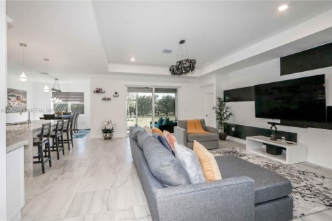 Villa ou maison à vendre à Homestead, Floride: 4 chambres № 2087779 - photo 3
