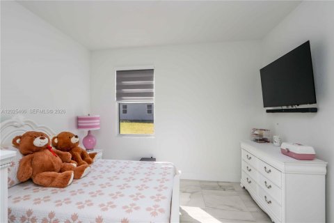 Villa ou maison à vendre à Homestead, Floride: 4 chambres № 2087779 - photo 12