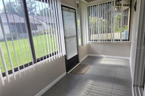 Villa ou maison à vendre à Palm Harbor, Floride: 2 chambres, 104.05 m2 № 2266509 - photo 23