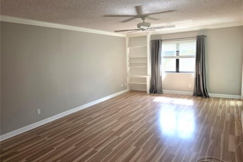 Villa ou maison à vendre à Palm Harbor, Floride: 2 chambres, 104.05 m2 № 2266509 - photo 8