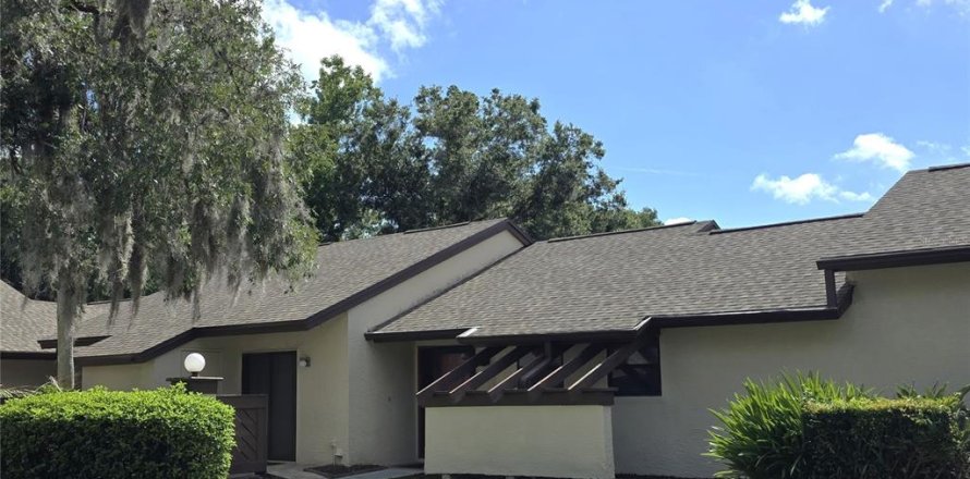 Villa ou maison à Palm Harbor, Floride 2 chambres, 104.05 m2 № 2266509