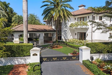 Villa ou maison à vendre à Coral Gables, Floride: 7 chambres, 1039.58 m2 № 2058028 - photo 4