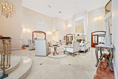 Villa ou maison à vendre à Coral Gables, Floride: 7 chambres, 1039.58 m2 № 2058028 - photo 11