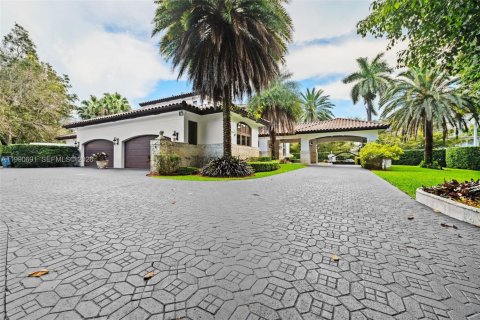 Villa ou maison à vendre à Coral Gables, Floride: 7 chambres, 1039.58 m2 № 2058028 - photo 5
