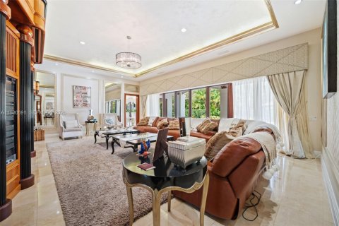 Villa ou maison à vendre à Coral Gables, Floride: 7 chambres, 1039.58 m2 № 2058028 - photo 15