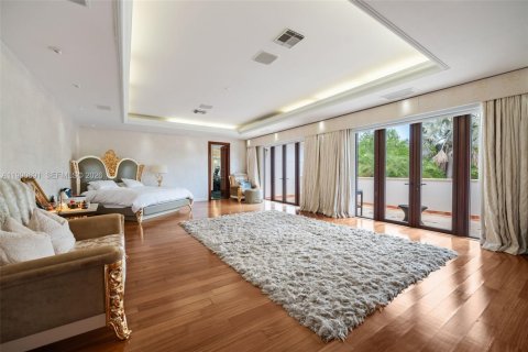 Villa ou maison à vendre à Coral Gables, Floride: 7 chambres, 1039.58 m2 № 2058028 - photo 30