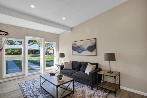 Villa ou maison à vendre à Lakeland, Floride: 3 chambres, 134.71 m2 № 2395765 - photo 17