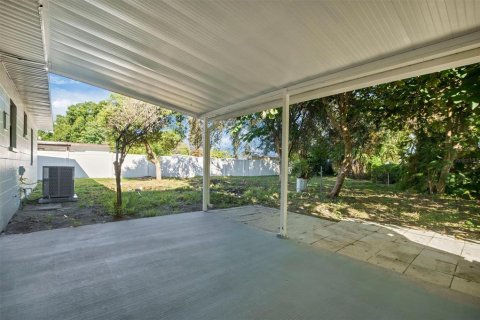 Villa ou maison à vendre à Lakeland, Floride: 3 chambres, 134.71 m2 № 2395765 - photo 30