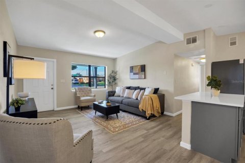 Villa ou maison à vendre à Lakeland, Floride: 3 chambres, 134.71 m2 № 2395765 - photo 6