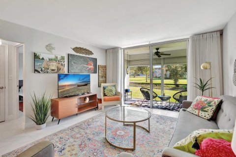 Condominio en venta en Pembroke Pines, Florida, 2 dormitorios, 108.7 m2 № 2249830 - foto 3