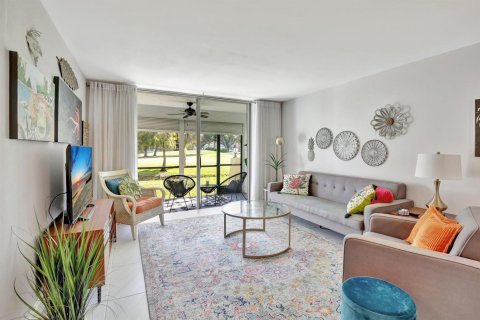 Condominio en venta en Pembroke Pines, Florida, 2 dormitorios, 108.7 m2 № 2249830 - foto 4