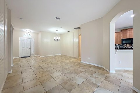 Casa en venta en Apopka, Florida, 4 dormitorios, 243.03 m2 № 1909463 - foto 14