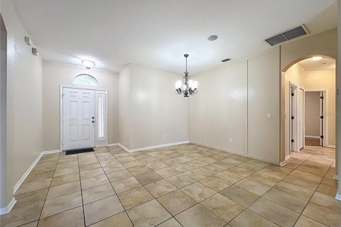 Casa en venta en Apopka, Florida, 4 dormitorios, 243.03 m2 № 1909463 - foto 9