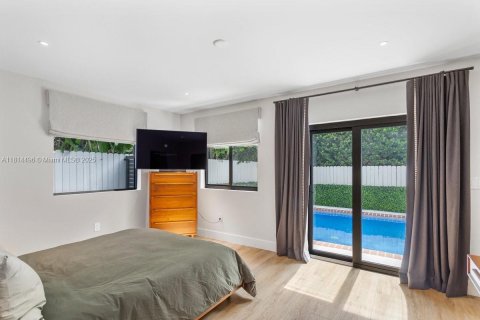 Casa en venta en Key Biscayne, Florida, 4 dormitorios, 257.8 m2 № 1982492 - foto 30