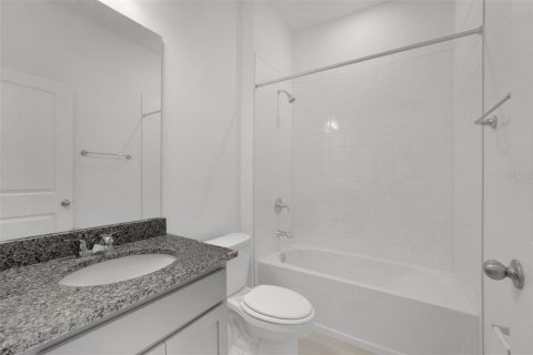Villa ou maison à vendre à Winter Haven, Floride: 4 chambres, 163.32 m2 № 2406920 - photo 5
