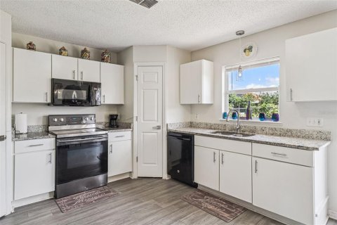 Casa en venta en Kissimmee, Florida, 4 dormitorios, 199.18 m2 № 2218400 - foto 10