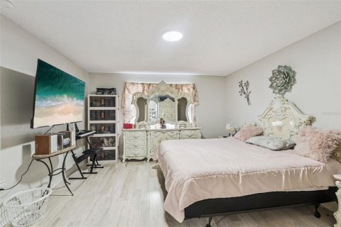 Casa en venta en Kissimmee, Florida, 4 dormitorios, 199.18 m2 № 2218400 - foto 16