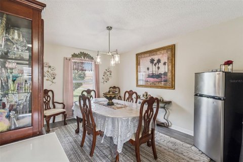 Casa en venta en Kissimmee, Florida, 4 dormitorios, 199.18 m2 № 2218400 - foto 8