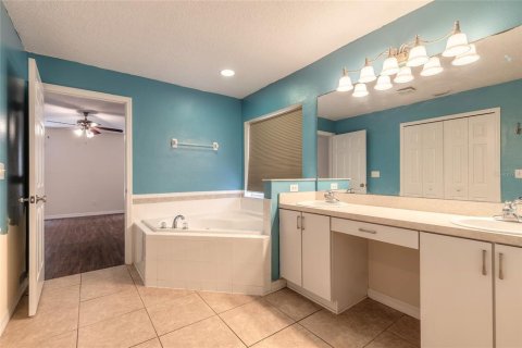 Casa en venta en Port Orange, Florida, 4 dormitorios, 227.52 m2 № 1903867 - foto 20