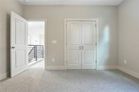 Casa en venta en Orlando, Florida, 4 dormitorios, 217.48 m2 № 1899858 - foto 22
