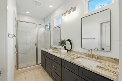 Casa en venta en Orlando, Florida, 4 dormitorios, 217.48 m2 № 1899858 - foto 19