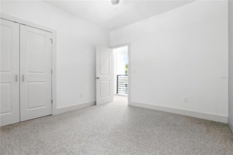 Casa en venta en Orlando, Florida, 4 dormitorios, 217.48 m2 № 1899858 - foto 24