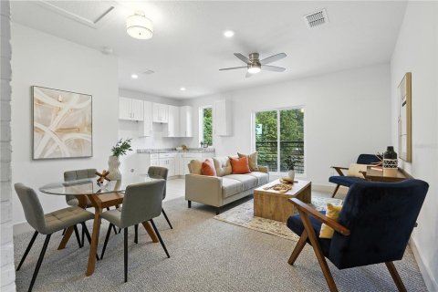 Casa en venta en Orlando, Florida, 4 dormitorios, 217.48 m2 № 1899858 - foto 28