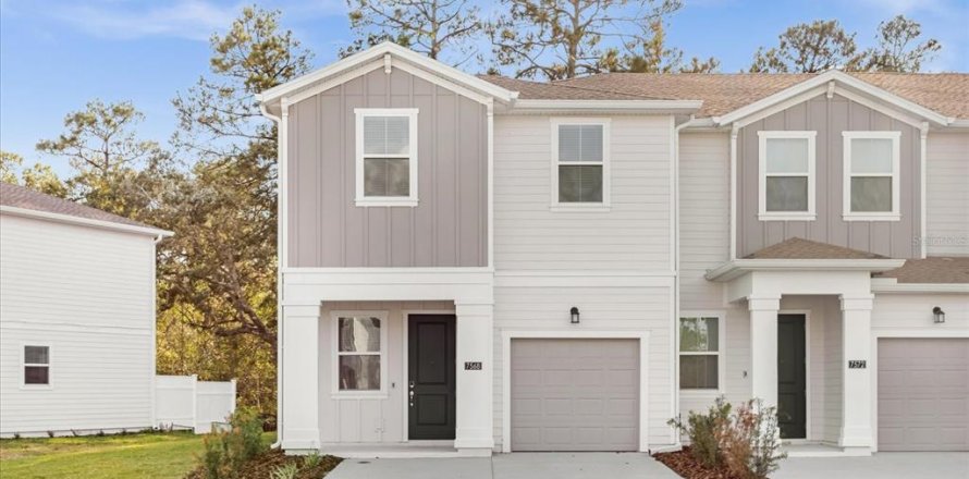 Adosado en Kissimmee, Florida 3 dormitorios, 171.22 m2 № 1647957