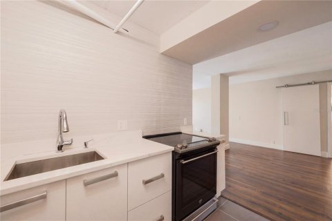 Copropriété à louer à Orlando, Floride: 2 chambres, 103.03 m2 № 2432600 - photo 8