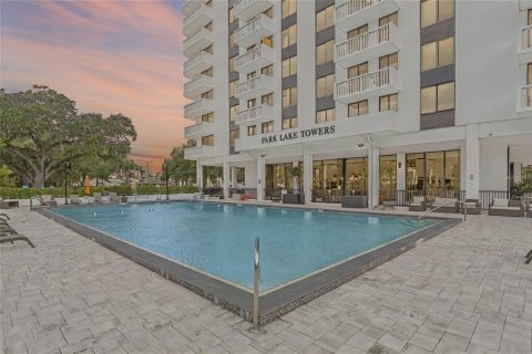Condo à Orlando, Floride, 2 chambres  № 2432600