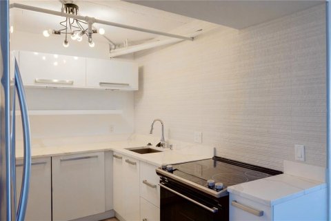 Copropriété à louer à Orlando, Floride: 2 chambres, 103.03 m2 № 2432600 - photo 10