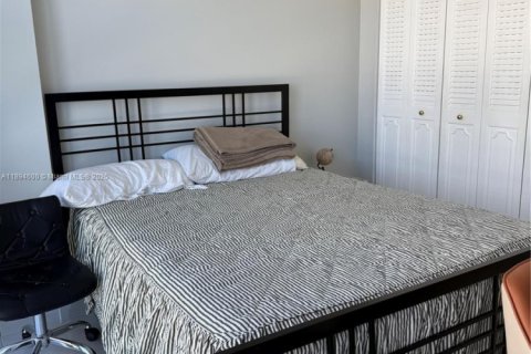 Снять в аренду кондоминиум в Помпано-Бич, Флорида 2 спальни, 97.55м2, № 1947415 - фото 19