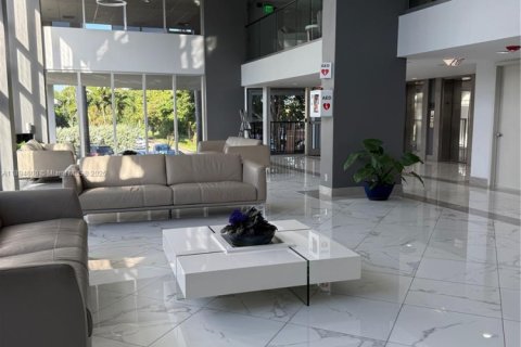 Снять в аренду кондоминиум в Помпано-Бич, Флорида 2 спальни, 97.55м2, № 1947415 - фото 4