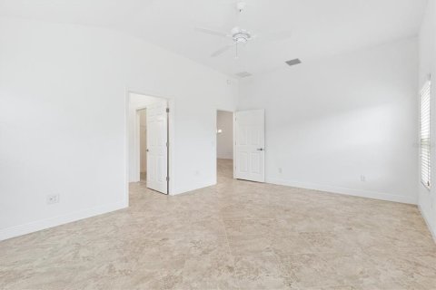 Casa en venta en The Villages, Florida, 3 dormitorios, 187.29 m2 № 1771582 - foto 20